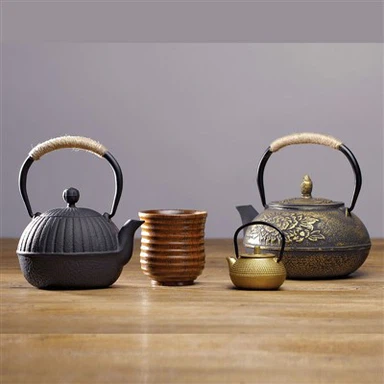 Tetera De Hierro Fundido Púrpura